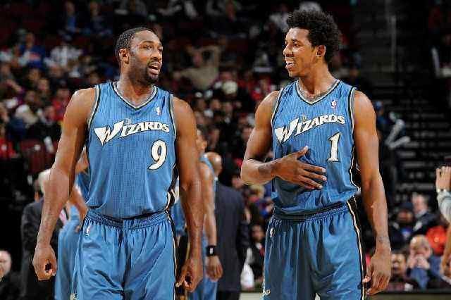 [NBA]尚帕尼突破分球 科内特跟进双手暴扣